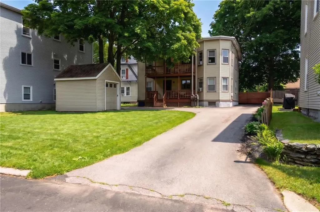 76 Dewey Street Woonsocket RI 02895