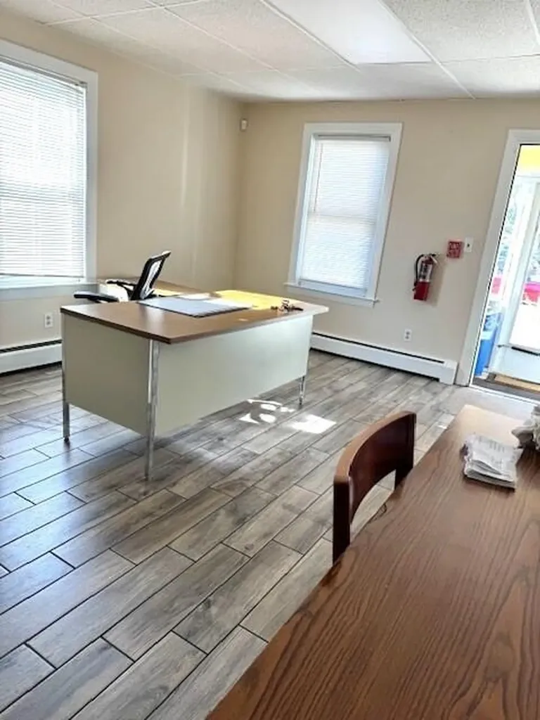 2400 Pawtucket Avenue East Providence RI 02914