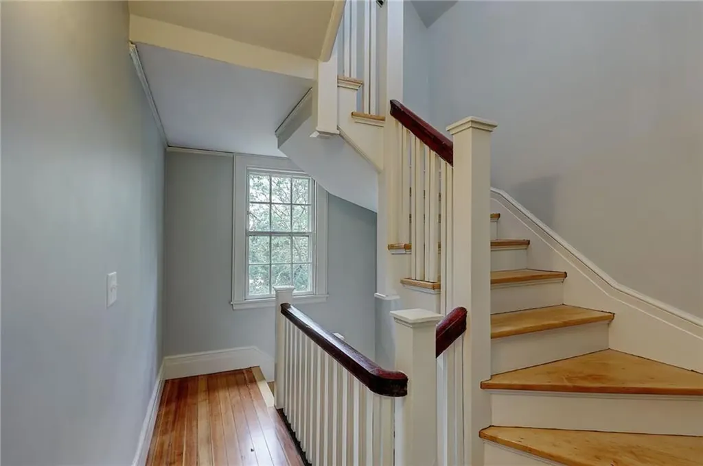 16 Elton Street Providence RI 02906