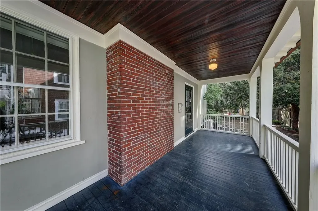 16 Elton Street Providence RI 02906