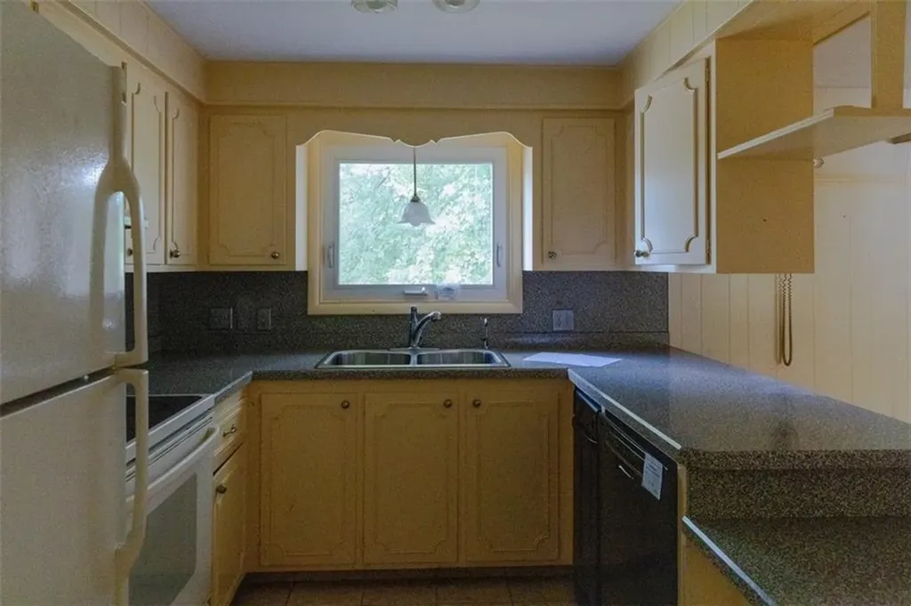 12 Cypress Drive Smithfield RI 02828