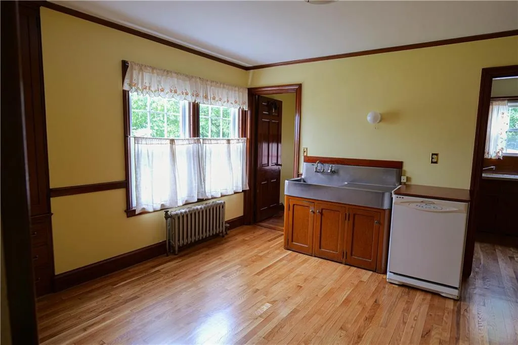 36 Underwood Drive Pawtucket RI 02860