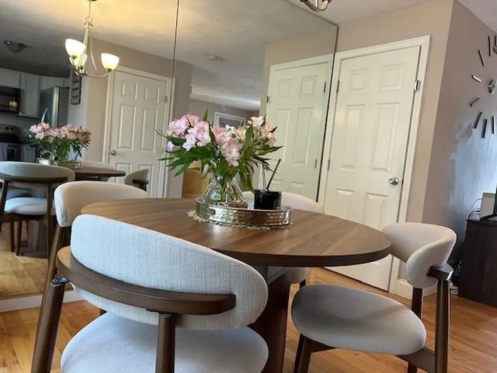 21 Falcon Avenue Warwick RI 02888
