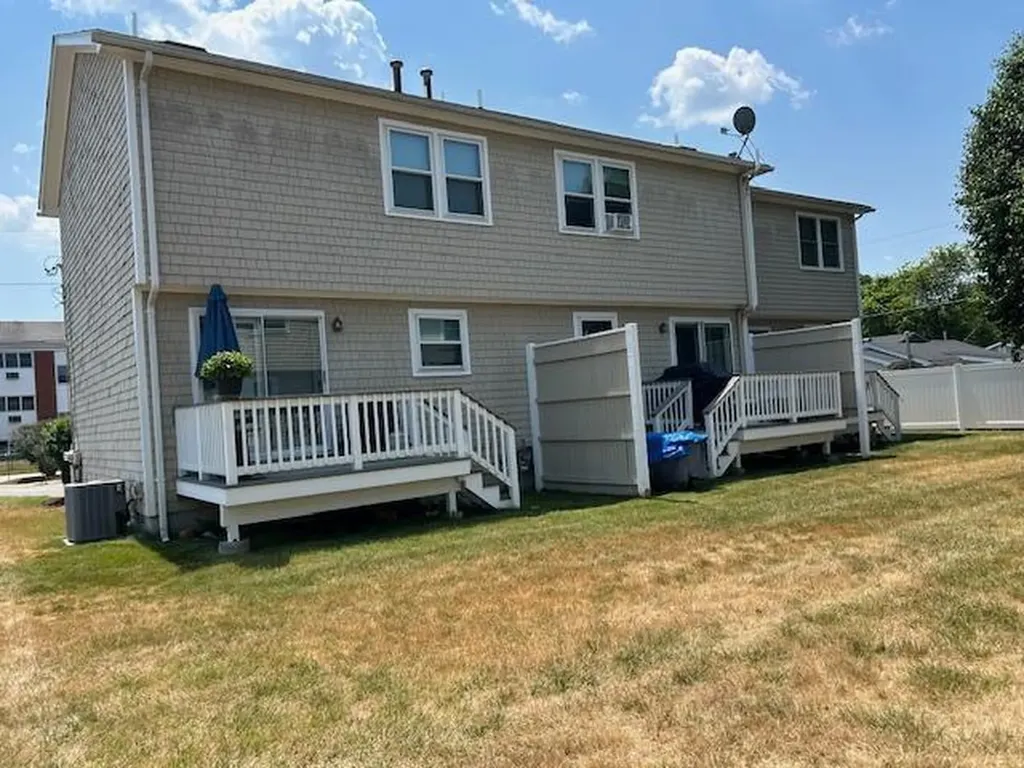 21 Falcon Avenue Warwick RI 02888