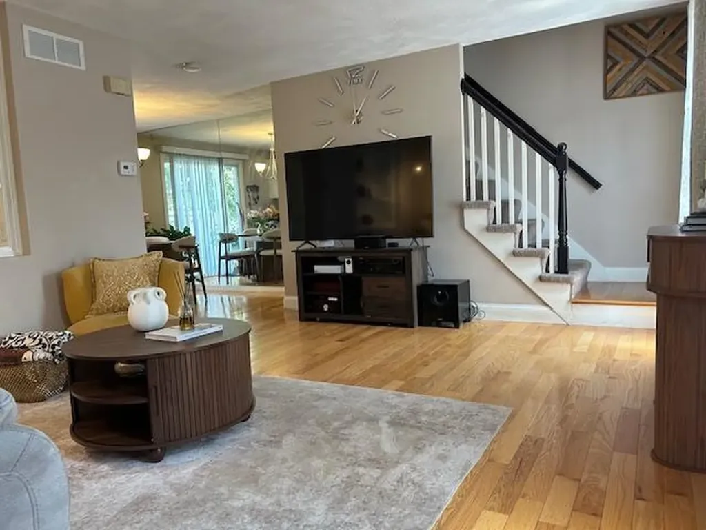 21 Falcon Avenue Warwick RI 02888