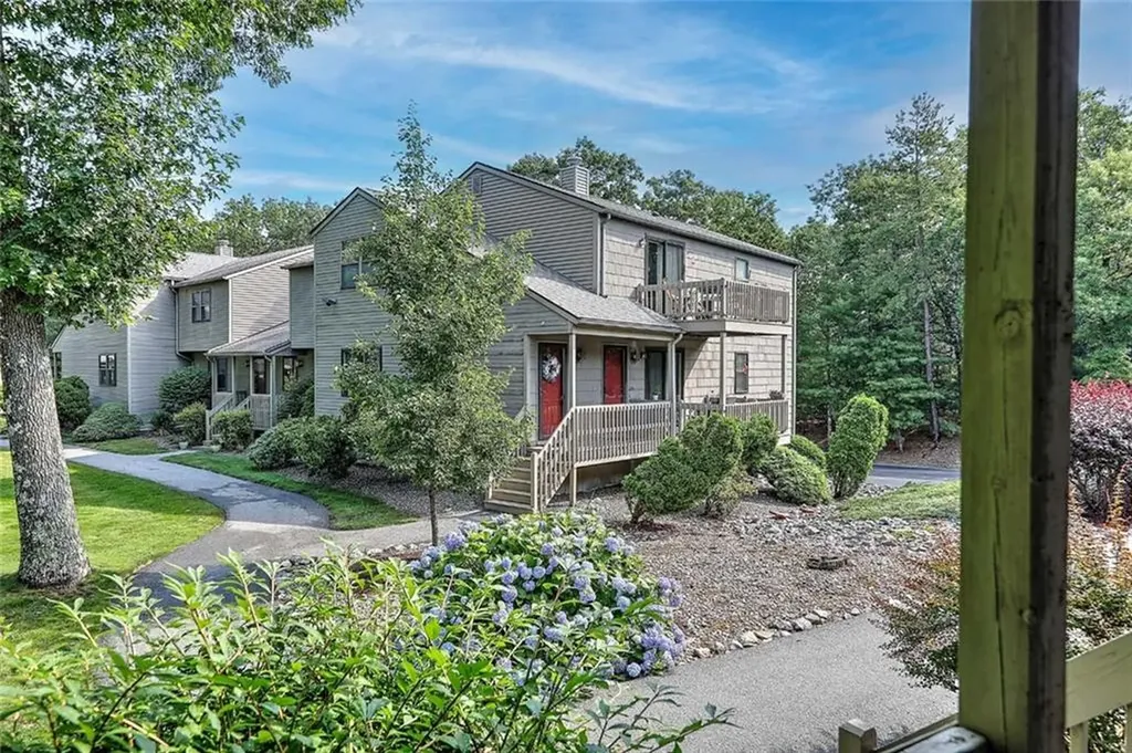 2705 Pinewood Drive Smithfield RI 02917