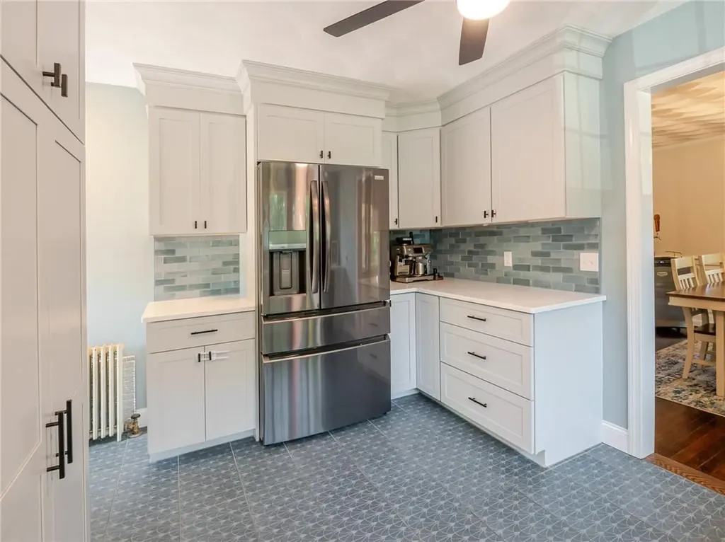 117 Sand Pond Road Warwick RI 02886