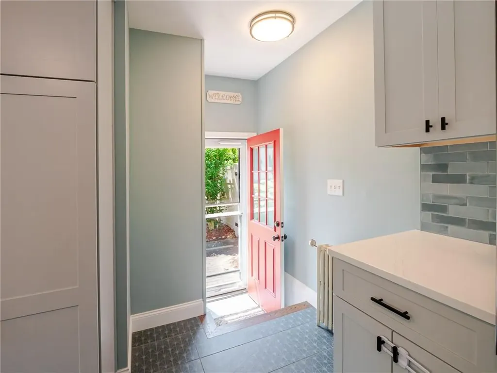 117 Sand Pond Road Warwick RI 02886