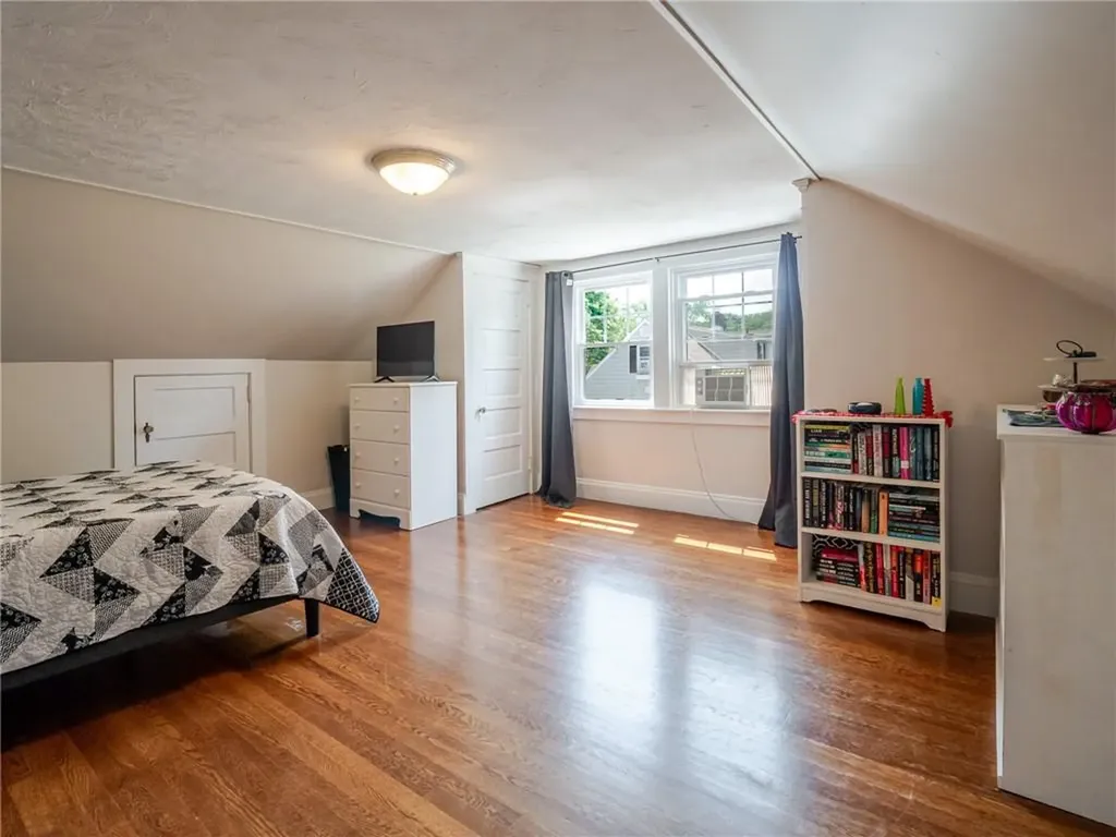 117 Sand Pond Road Warwick RI 02886