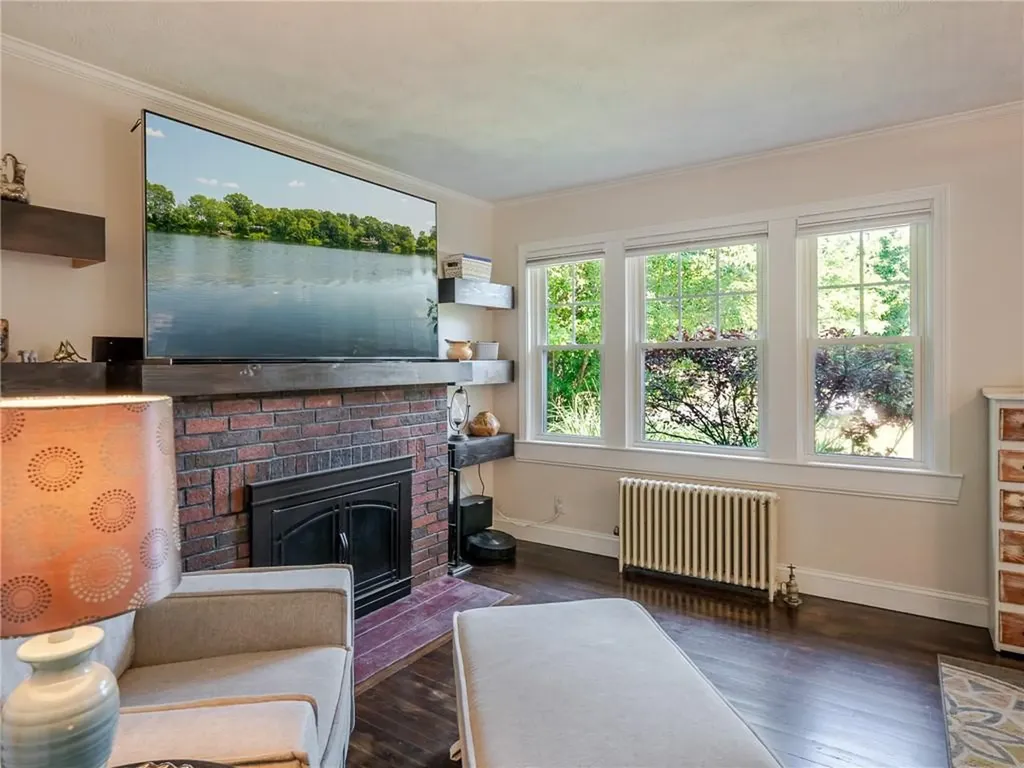 117 Sand Pond Road Warwick RI 02886