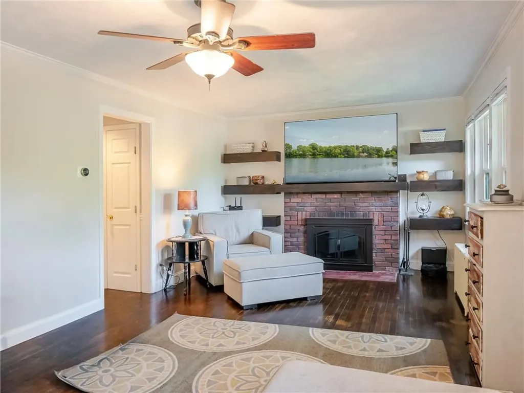 117 Sand Pond Road Warwick RI 02886