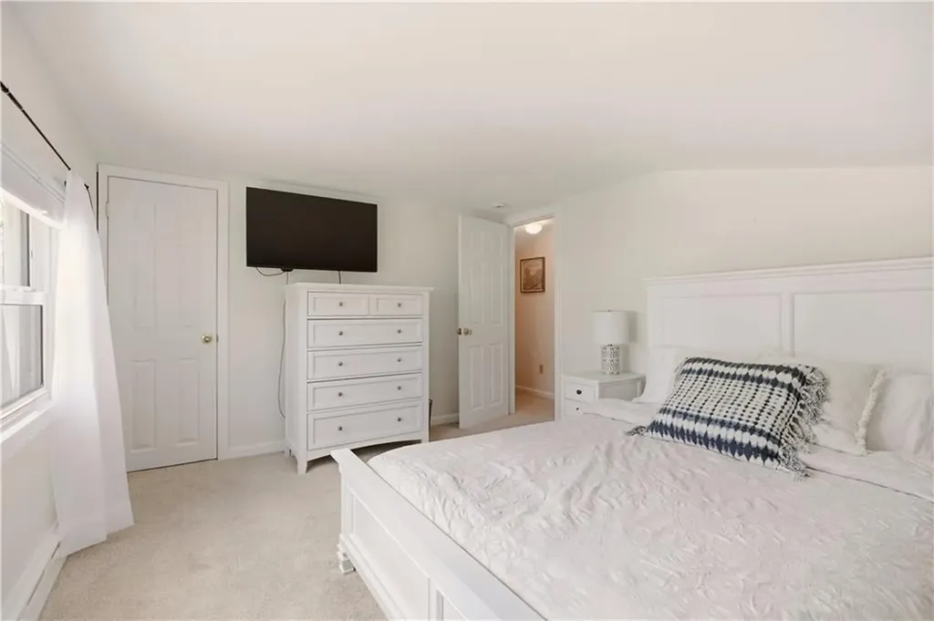 2 Stimpson Street Middletown RI 02842
