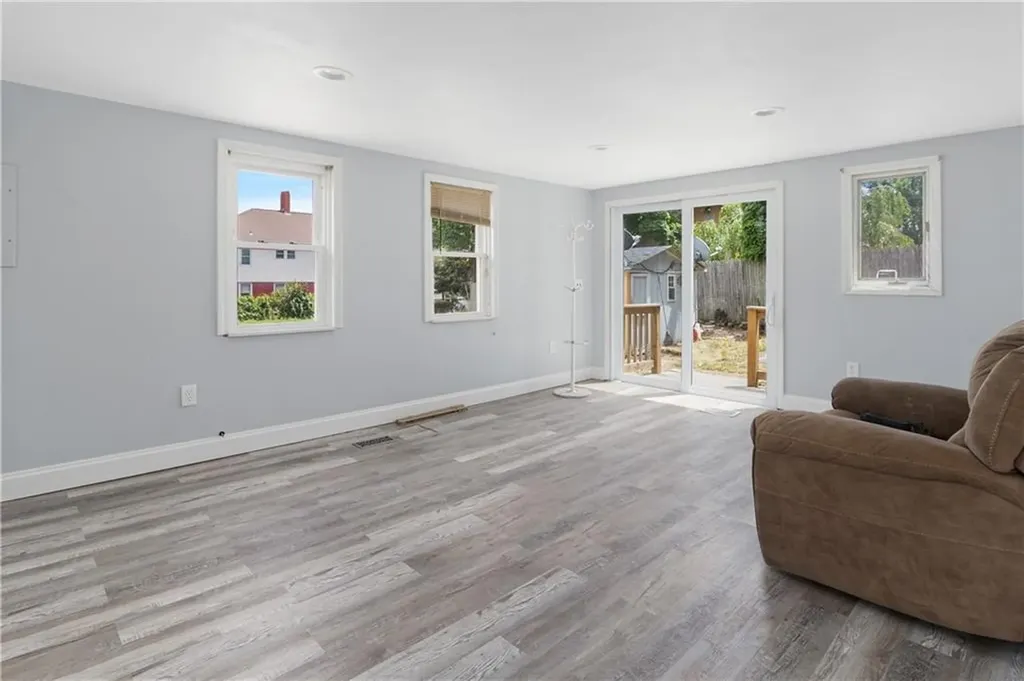 155 Stanton Avenue East Providence RI 02915