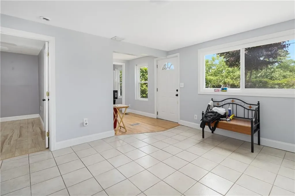 155 Stanton Avenue East Providence RI 02915
