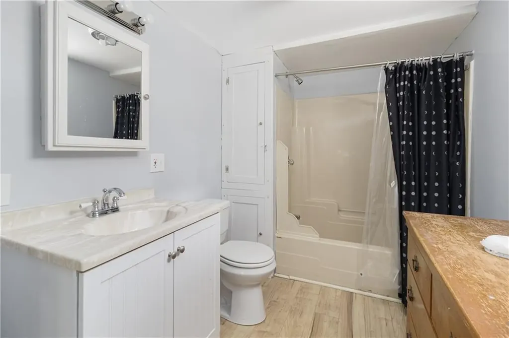 155 Stanton Avenue East Providence RI 02915