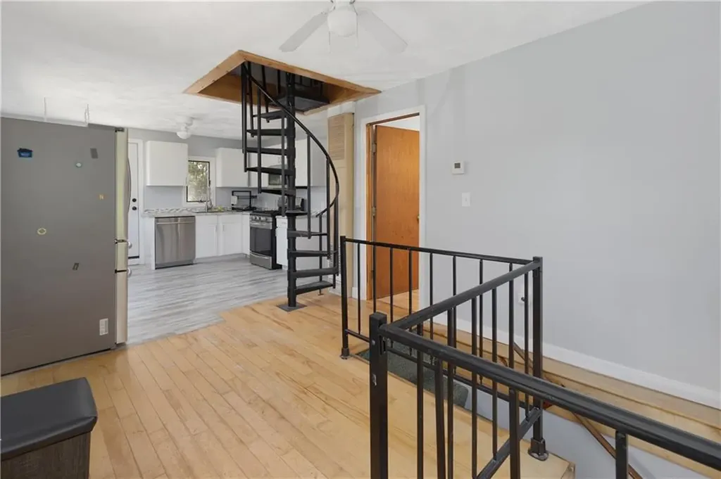 155 Stanton Avenue East Providence RI 02915