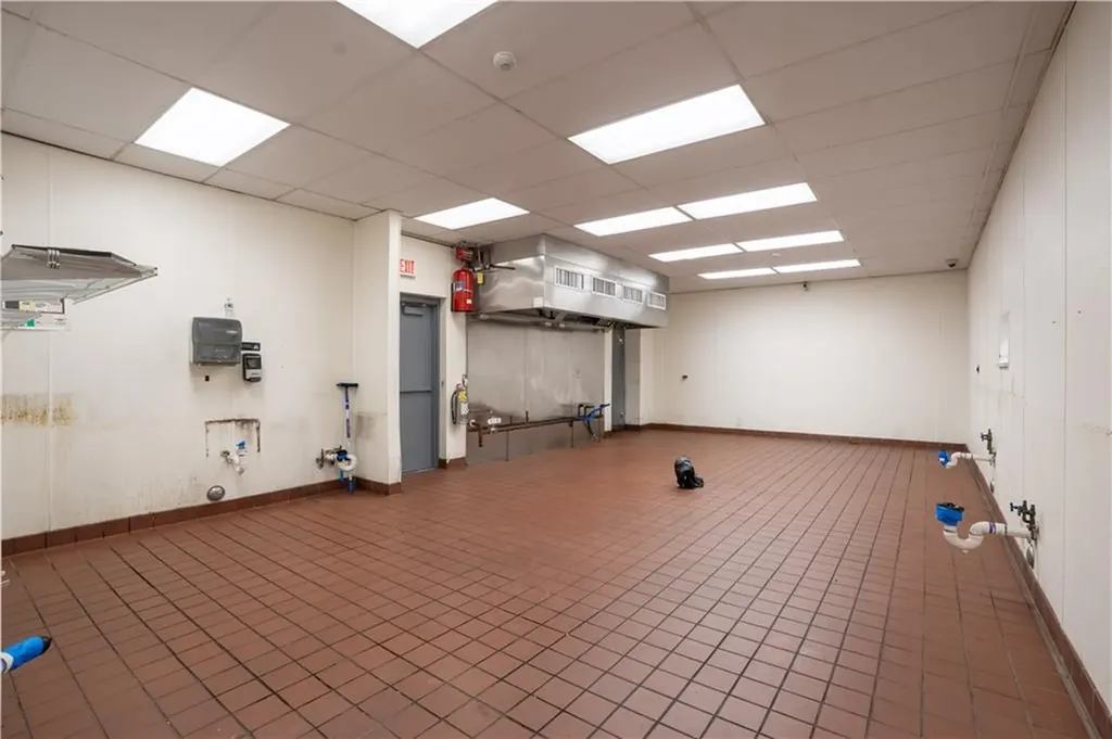 760 Cumberland Hill Road Woonsocket RI 02895