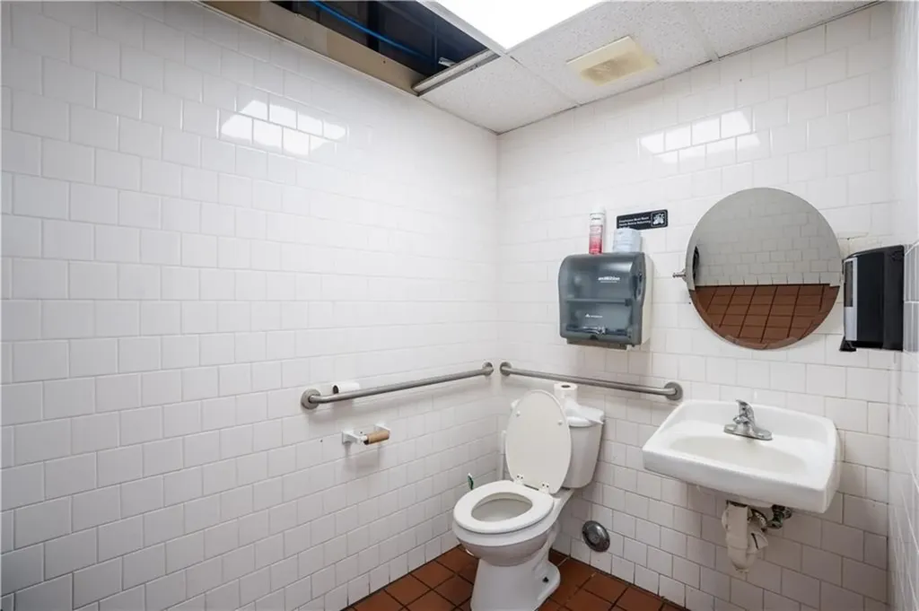 760 Cumberland Hill Road Woonsocket RI 02895