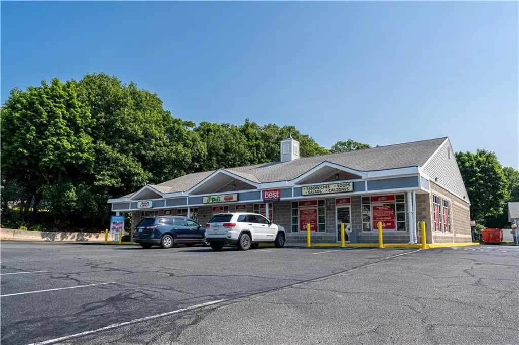 760 Cumberland Hill Road Woonsocket RI 02895