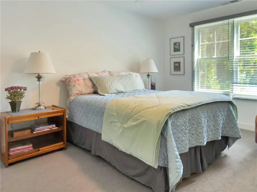 17 Red Feather Trail N South Kingstown RI 02879