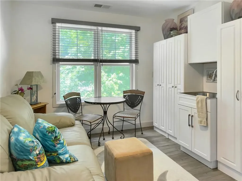 17 Red Feather Trail N South Kingstown RI 02879