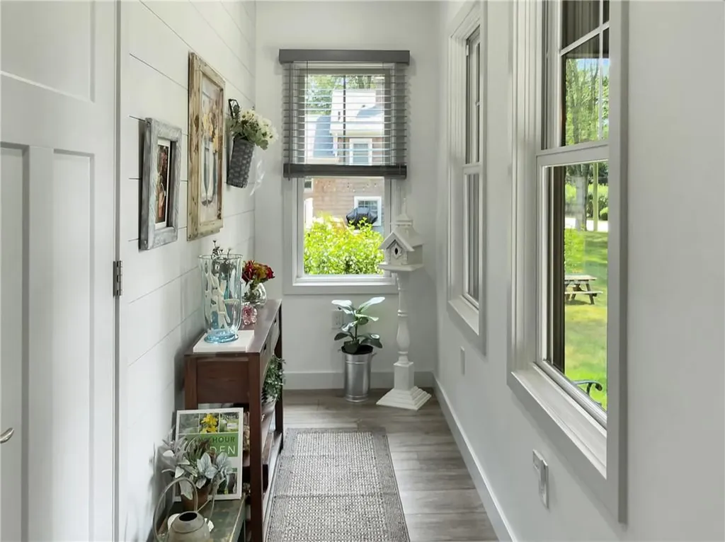 17 Red Feather Trail N South Kingstown RI 02879