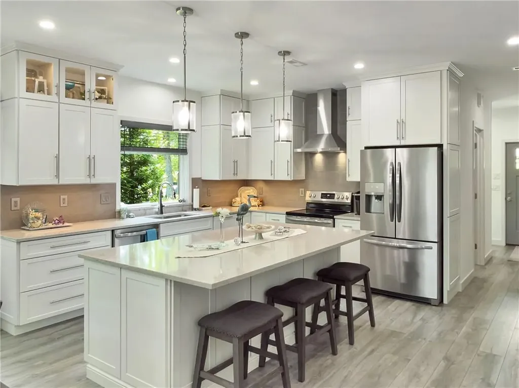 17 Red Feather Trail N South Kingstown RI 02879