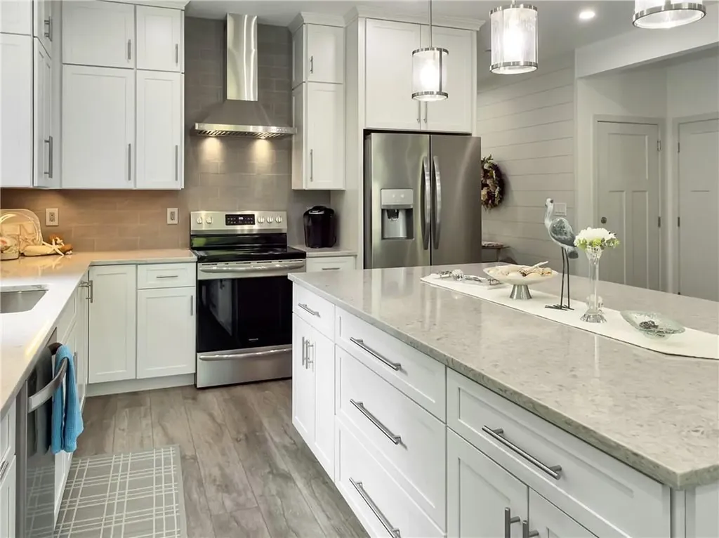 17 Red Feather Trail N South Kingstown RI 02879