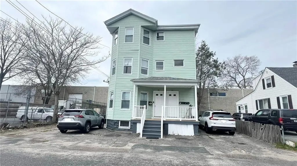 88 First Avenue Cranston RI 02910