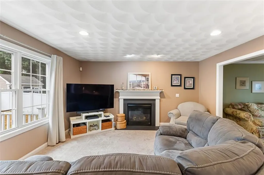104 Birchwood Drive South Kingstown RI 02879