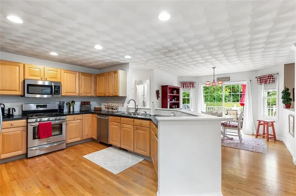 104 Birchwood Drive South Kingstown RI 02879