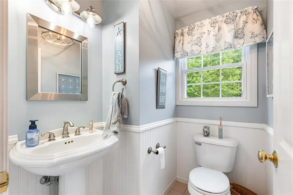 104 Birchwood Drive South Kingstown RI 02879