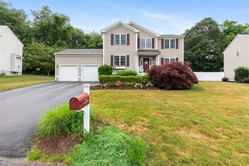 104 Birchwood Drive South Kingstown RI 02879