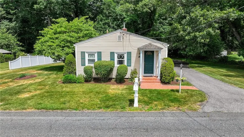 71 Roland Street Cumberland RI 02864