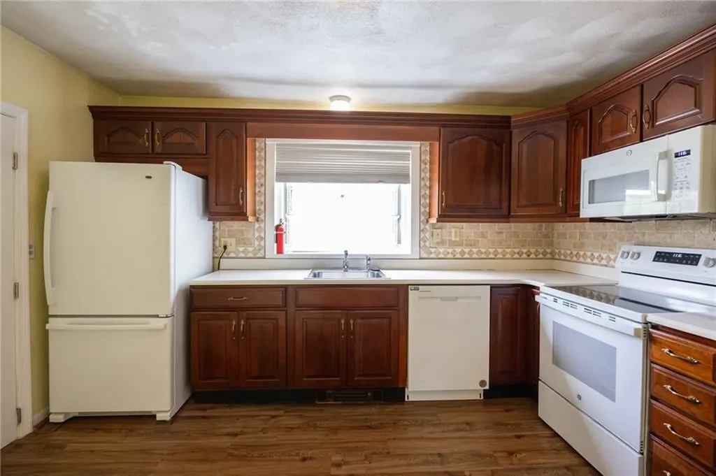 71 Roland Street Cumberland RI 02864