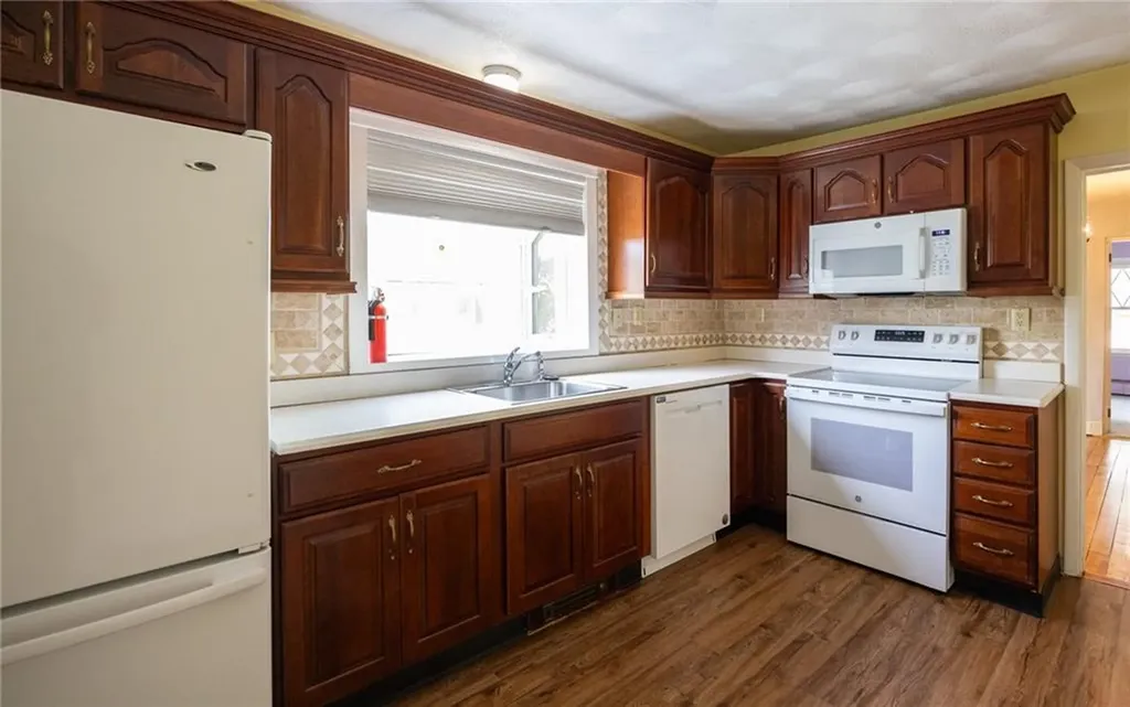 71 Roland Street Cumberland RI 02864