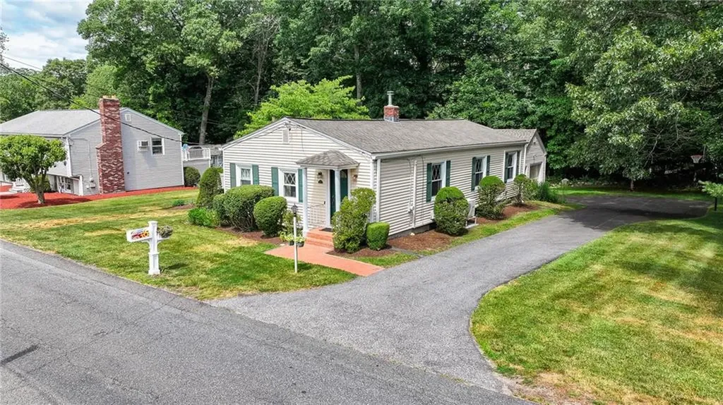 71 Roland Street Cumberland RI 02864