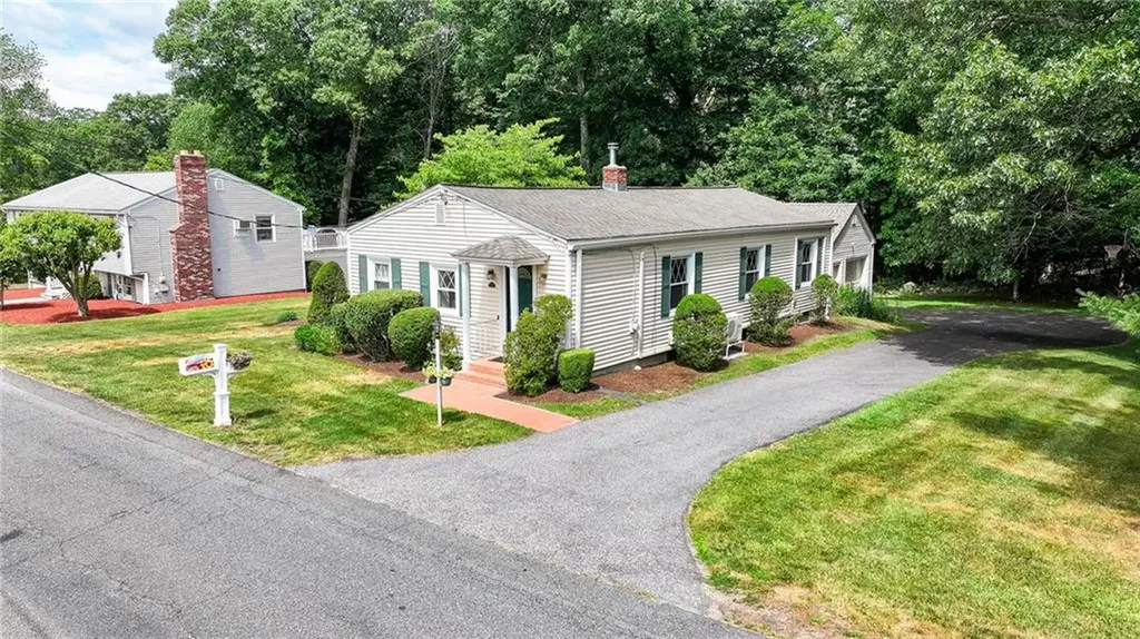 71 Roland Street Cumberland RI 02864