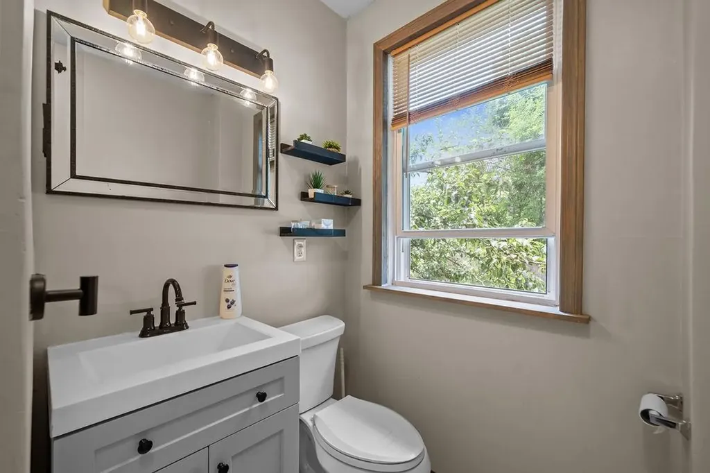 310 Langdon Street North Providence RI 02904