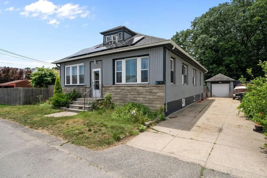 310 Langdon Street North Providence RI 02904