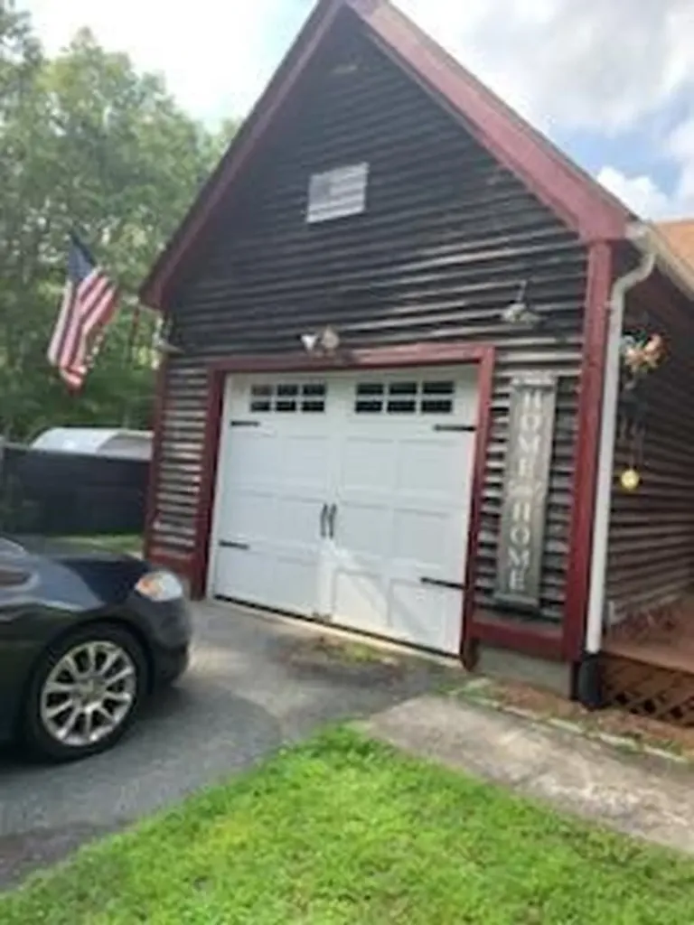 5675 Flat River Road Coventry RI 02827