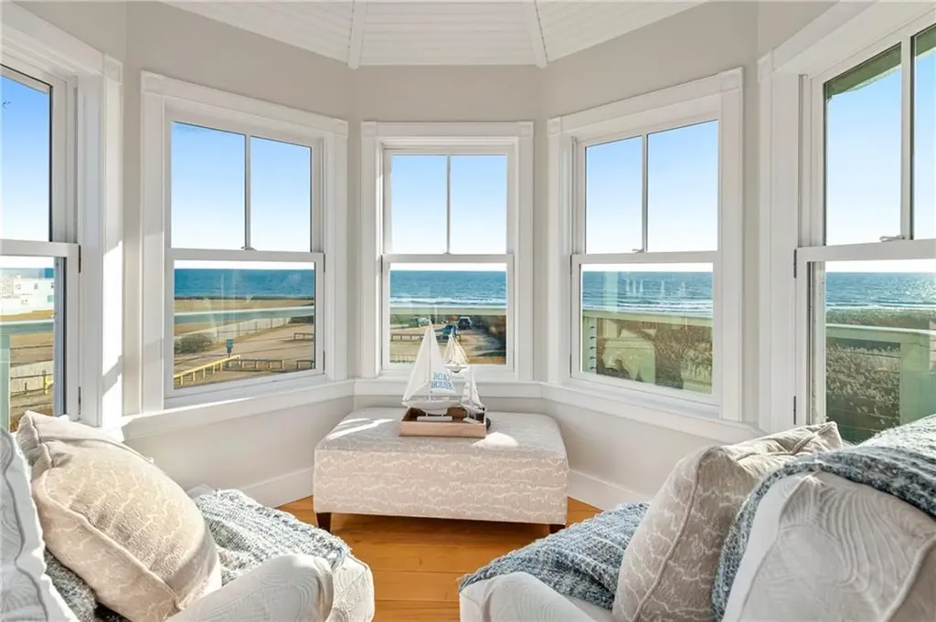 37 Coast Guard Avenue South Kingstown RI 02879