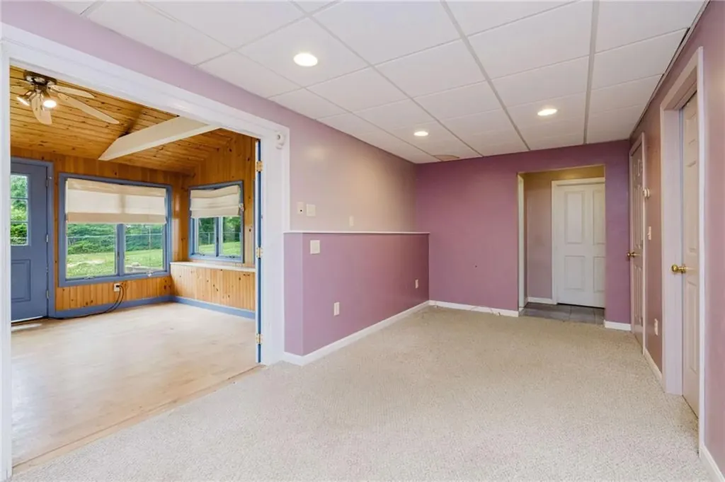 333 Hancock Street Tiverton RI 02878
