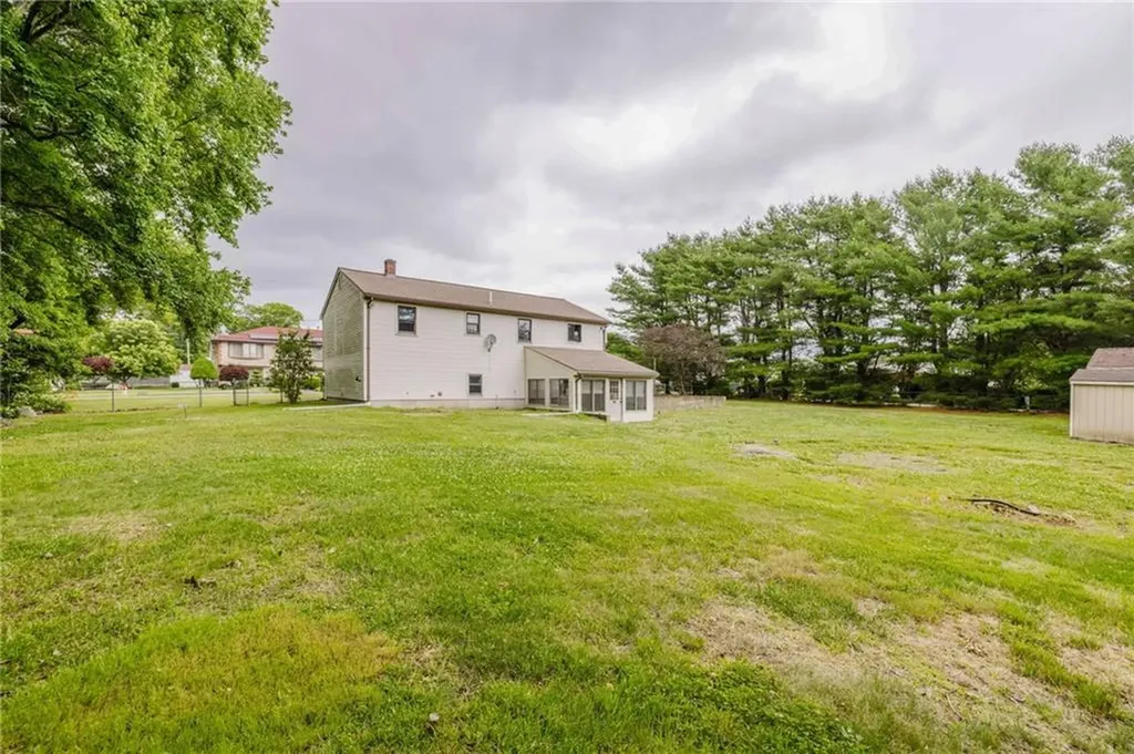 333 Hancock Street Tiverton RI 02878