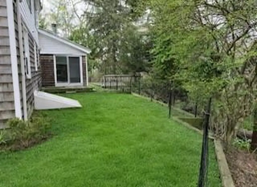 26 Black Creek Lane Warwick RI 02888