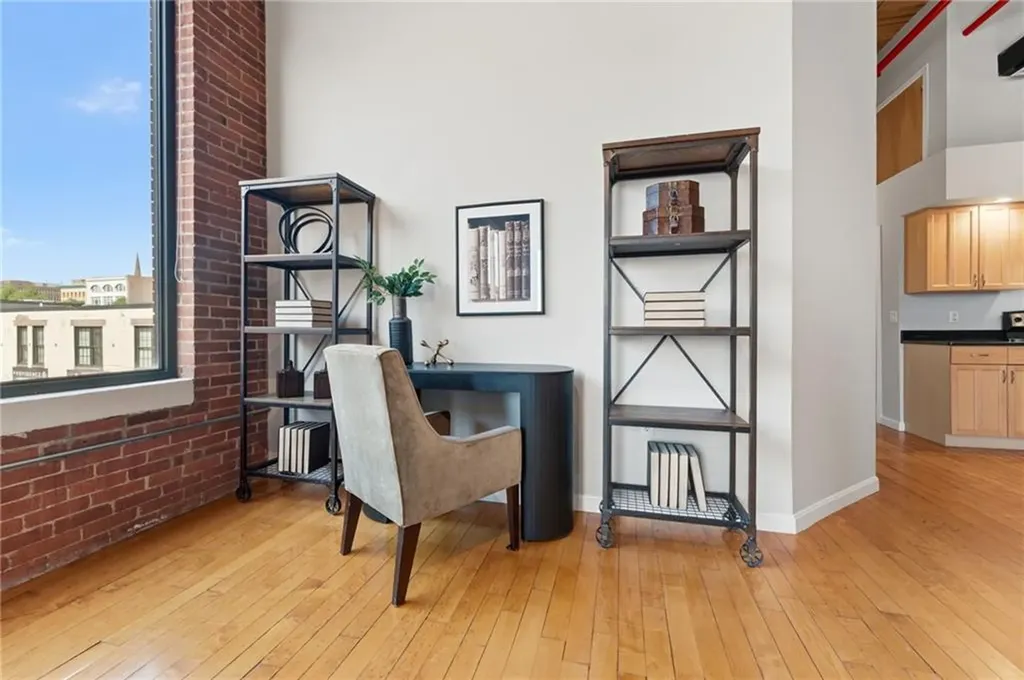82 Orange Street Providence RI 02903