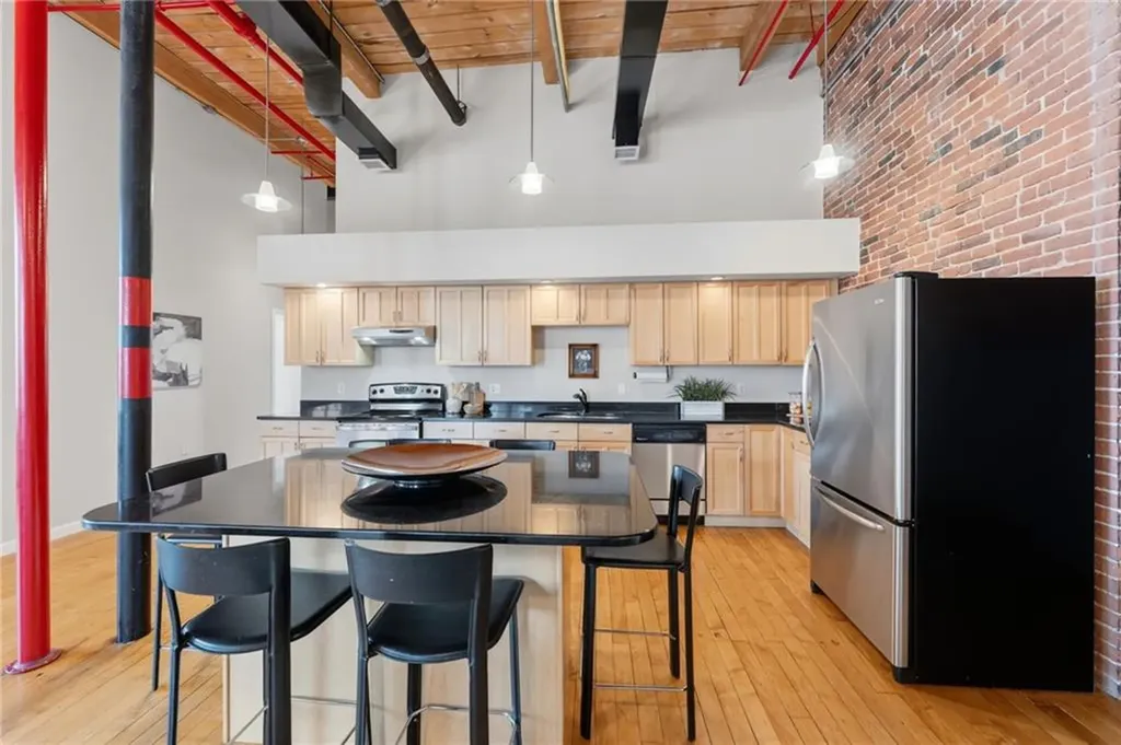 82 Orange Street Providence RI 02903