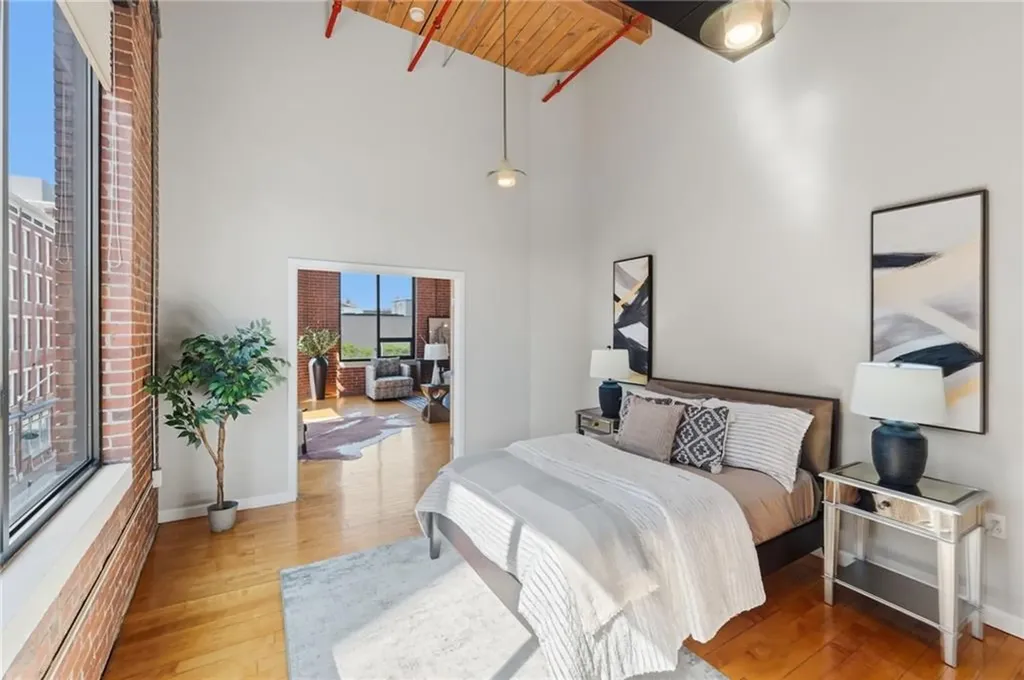 82 Orange Street Providence RI 02903