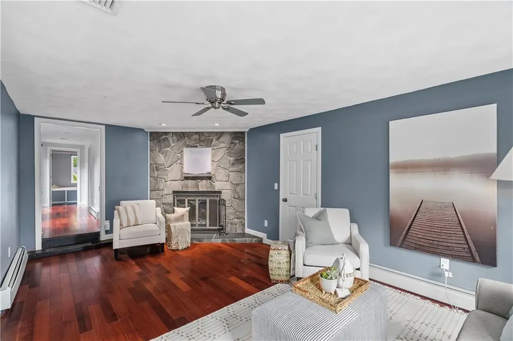 32 Ridge Road Bristol RI 02809