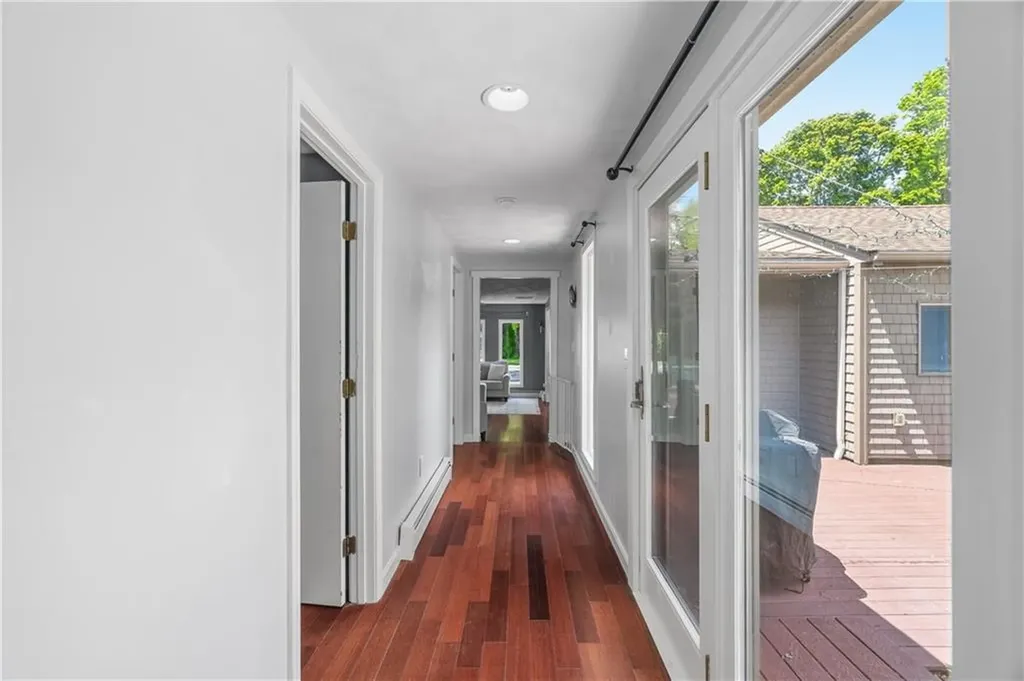32 Ridge Road Bristol RI 02809